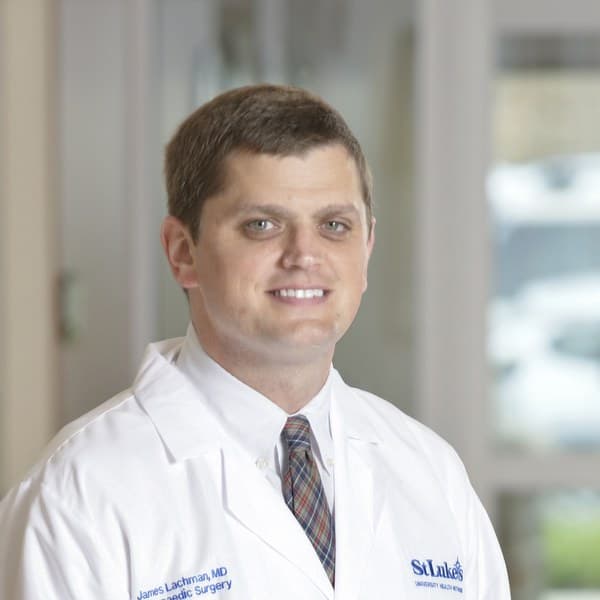 Dr James Lachman